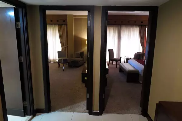 Alibaba https://cdn.alibaba.ir/ostorage/hotel-accommodation-images/68f4b3c442794e78685ebd92_جونیور سوئیت دو خواب (1).webp